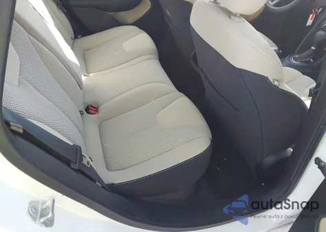 2015 Dodge Dart Sxt z USA, uszkodzony, nr VIN 1C3CDFBB9FD204756